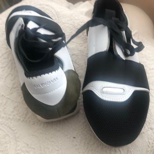 BAlLENCIAGA RACE LEATHER TRAINERS Black, White Green